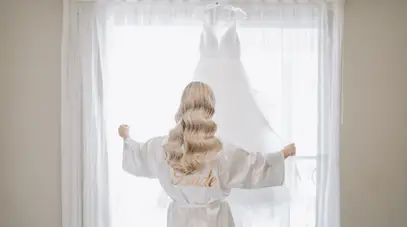 Exquisite Bridal Hair