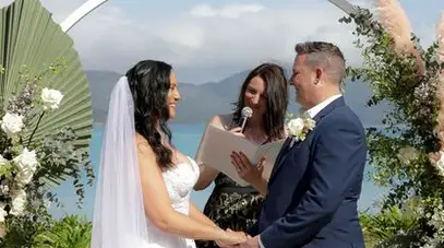 Simone Cresp - Gettin' Hitched