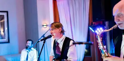 Andrew Healey Music
