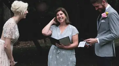 Lena Saunig Marriage Celebrant ~ Loving Love