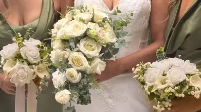 Boxed Bouquets Weddings