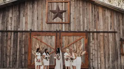 Elite Barn Weddings