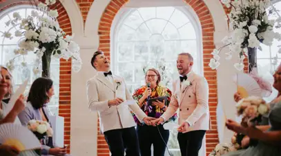 I Kidd You Knot- Laura Kidd Marriage Celebrant