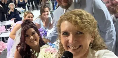 Robyn Freer Celebrant - Love My Way Celebrancy