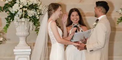 Toni Elsley - Breathe Easy Weddings