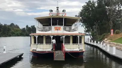 Nepean Belle Paddlewheeler