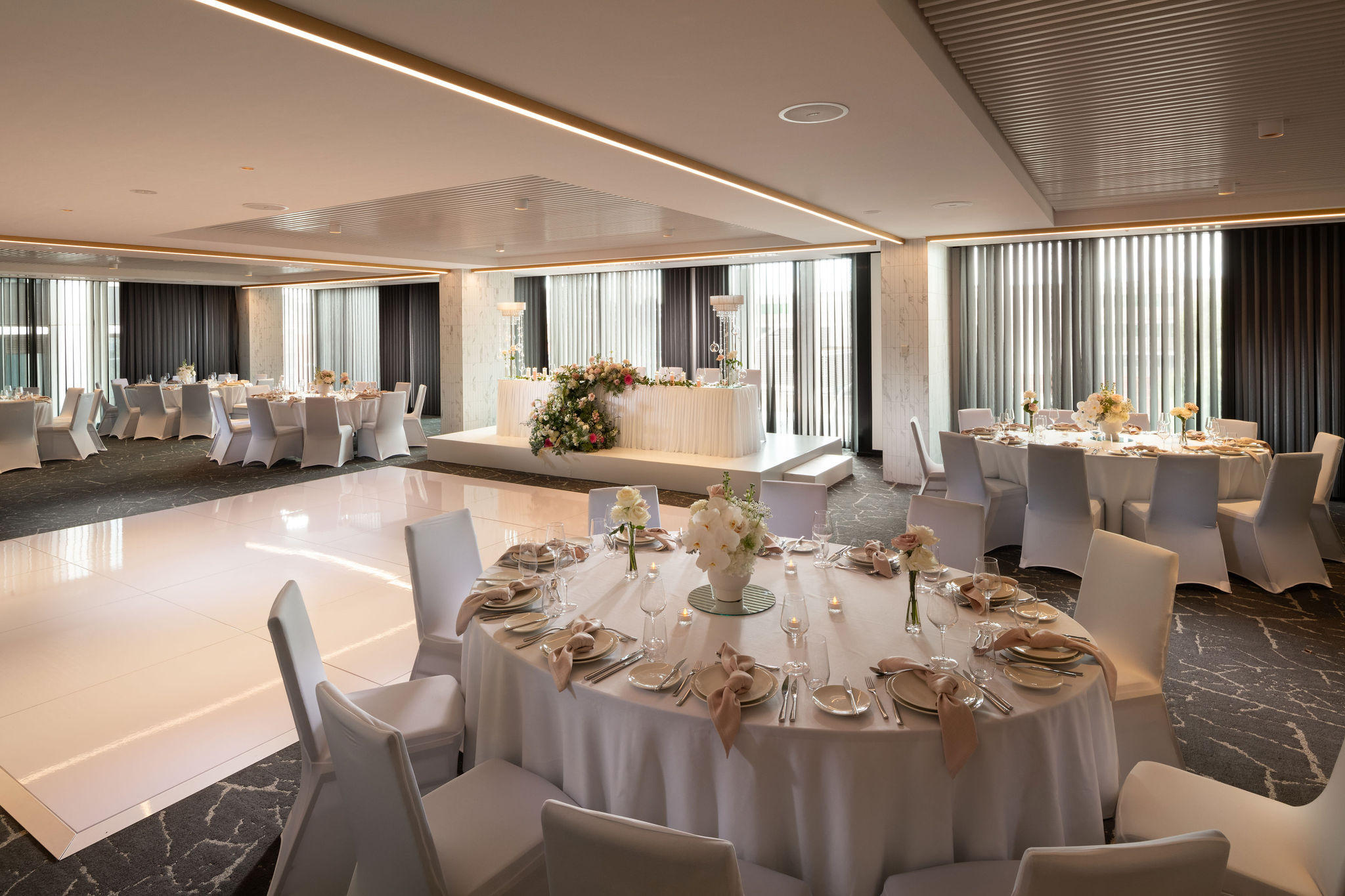 Crowne Plaza Adelaide-2417443