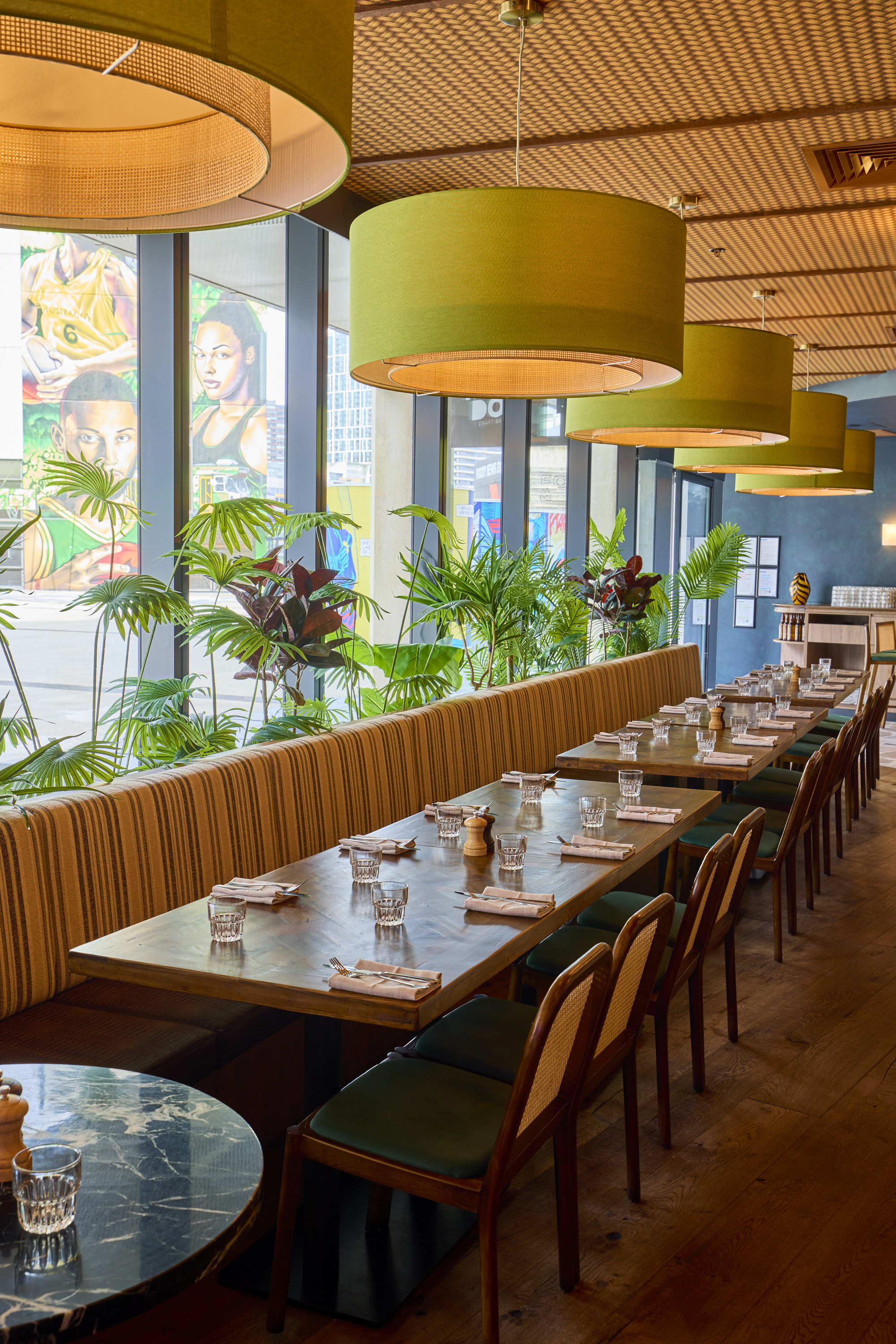 Moon Dog Doglands-2454469