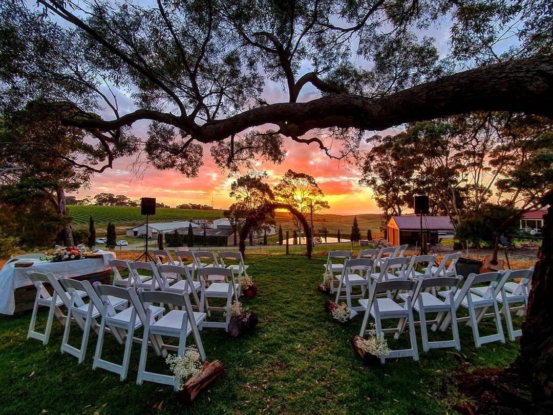 Esilio Wines-2269022