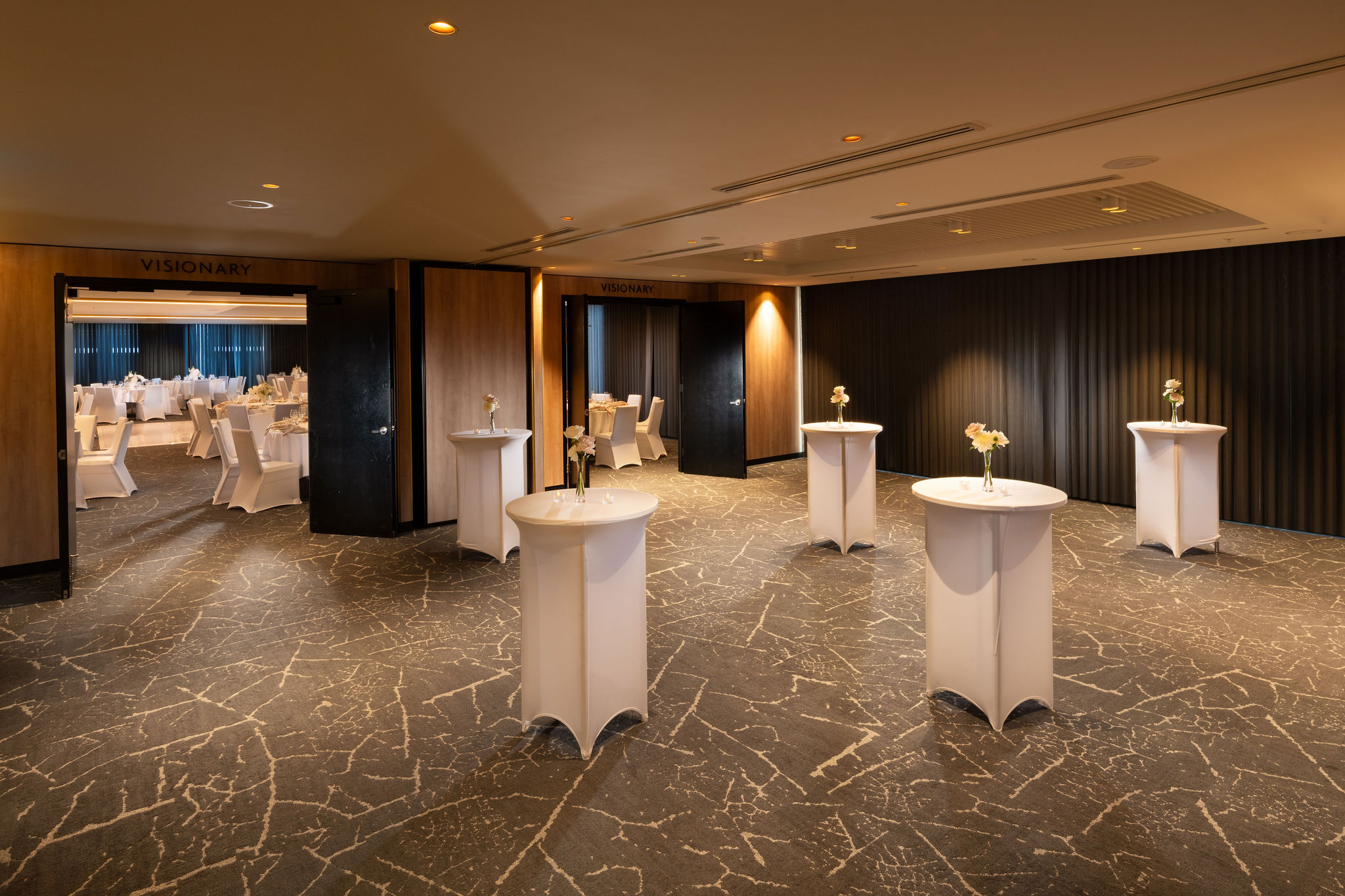 Crowne Plaza Adelaide-2417447