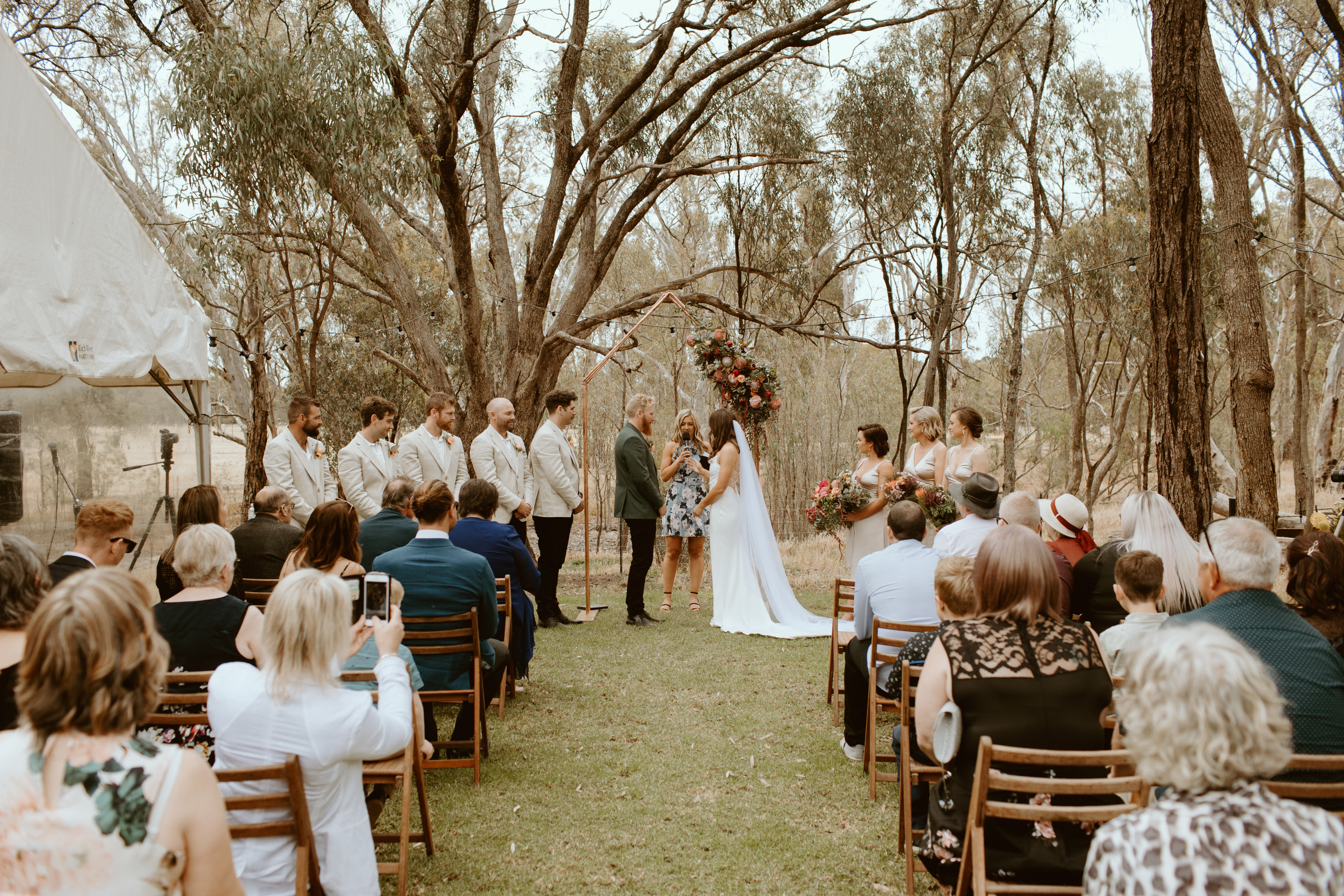 Wisps of Wool Retreat-2446154