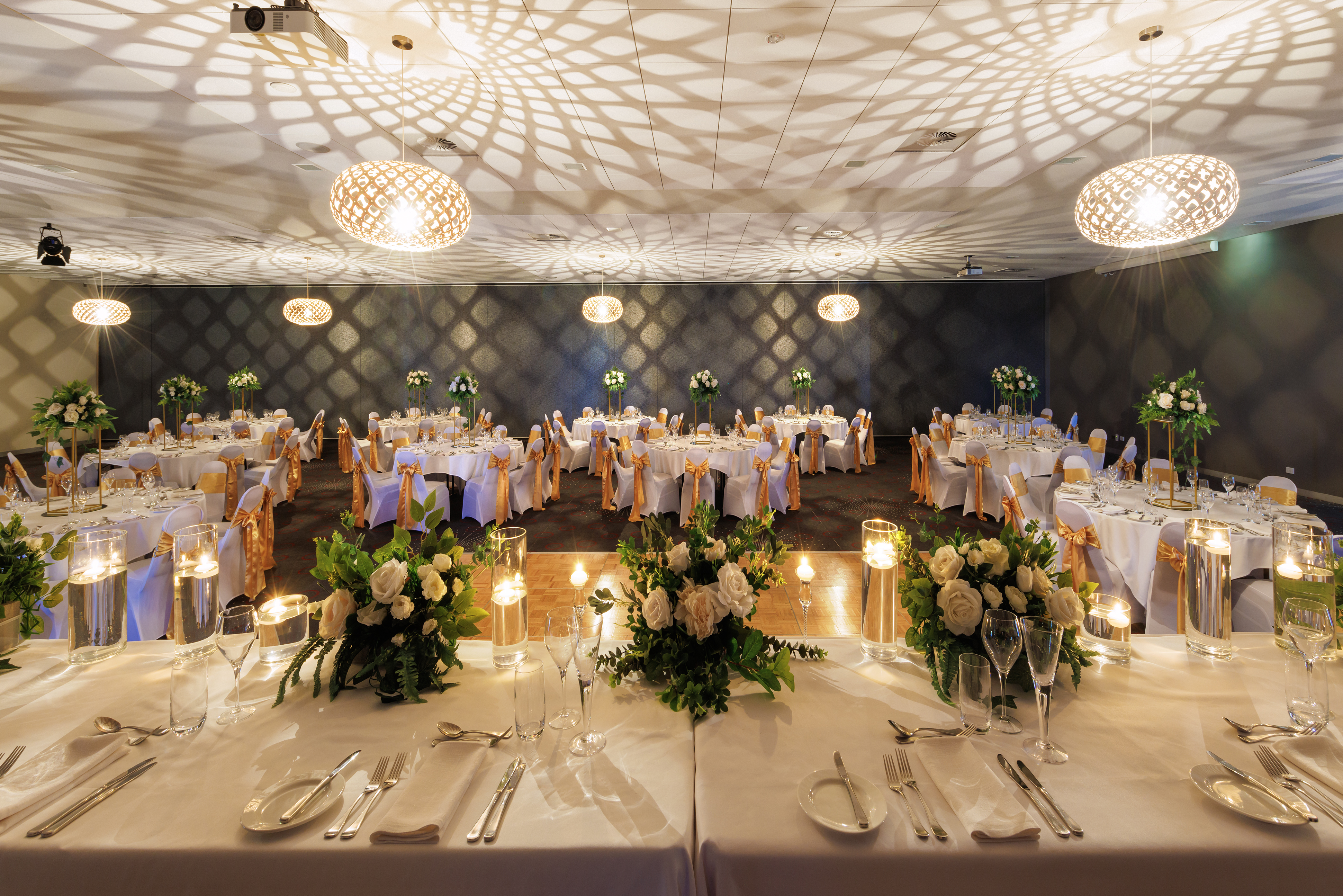 MELTON ENTERTAINMENT PARK-2371875