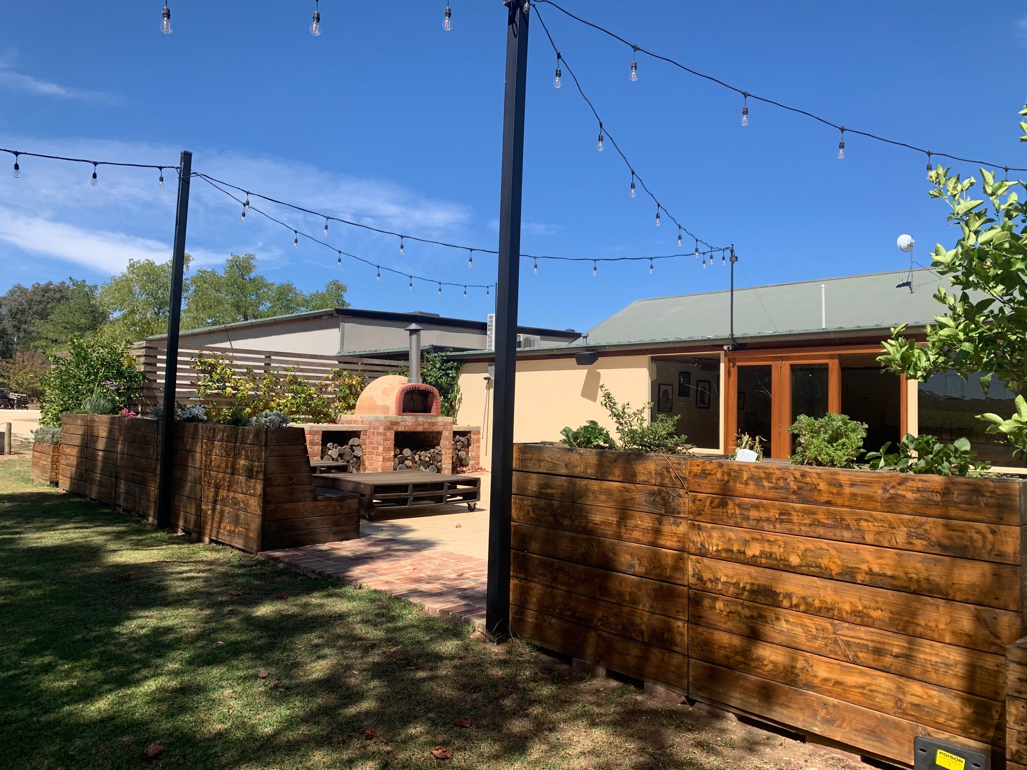 Pirathon Cellar Door-2446853