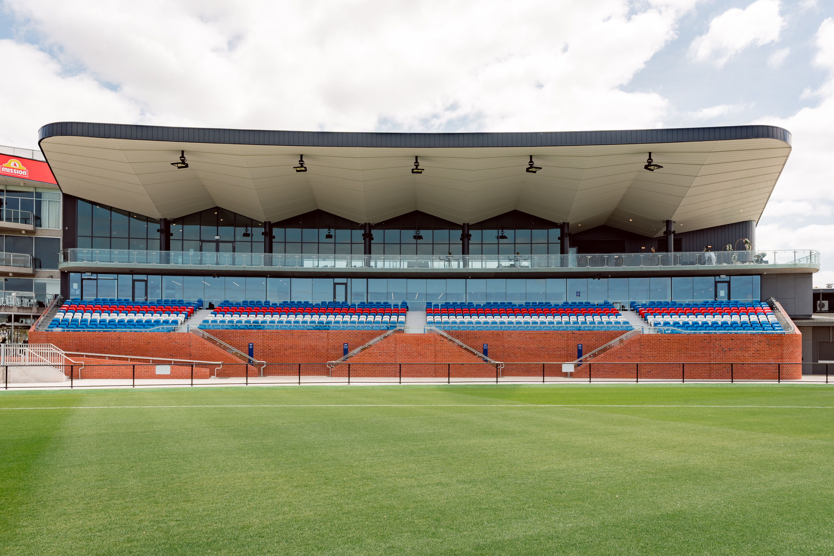 Western Grounds at Mission Whitten Oval-2412887