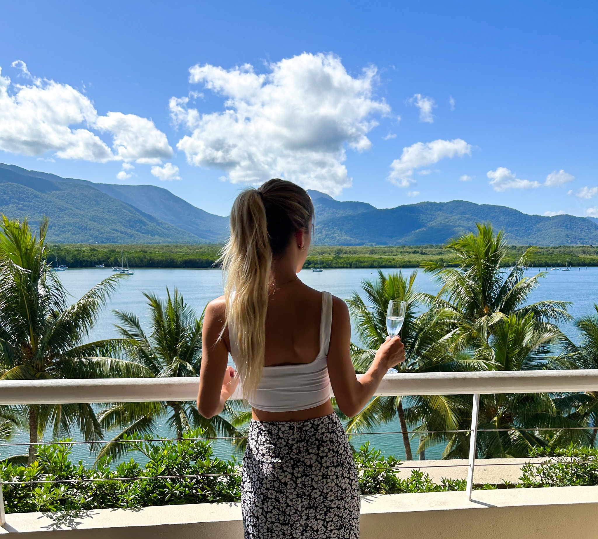 Hilton Cairns-2330084