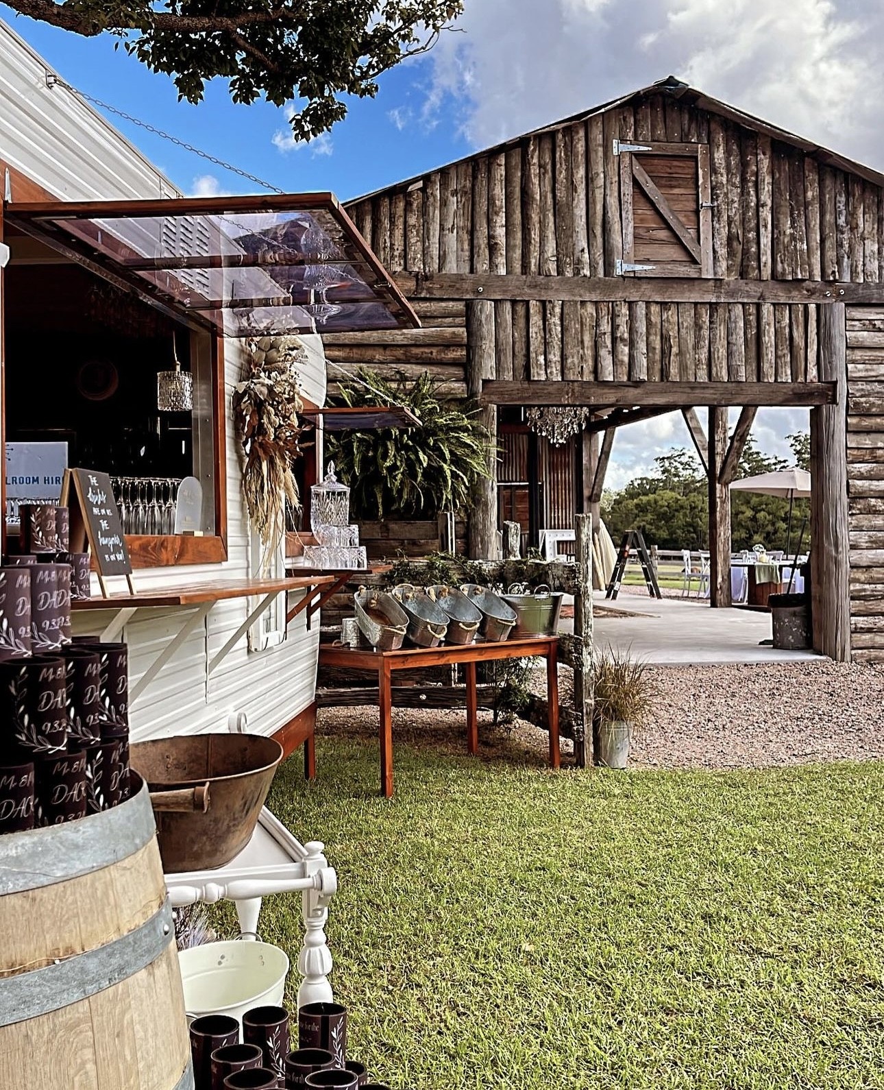 Cobb and Coach Farm-2431558