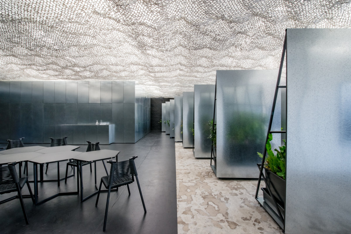 Space and Time Co-2398727