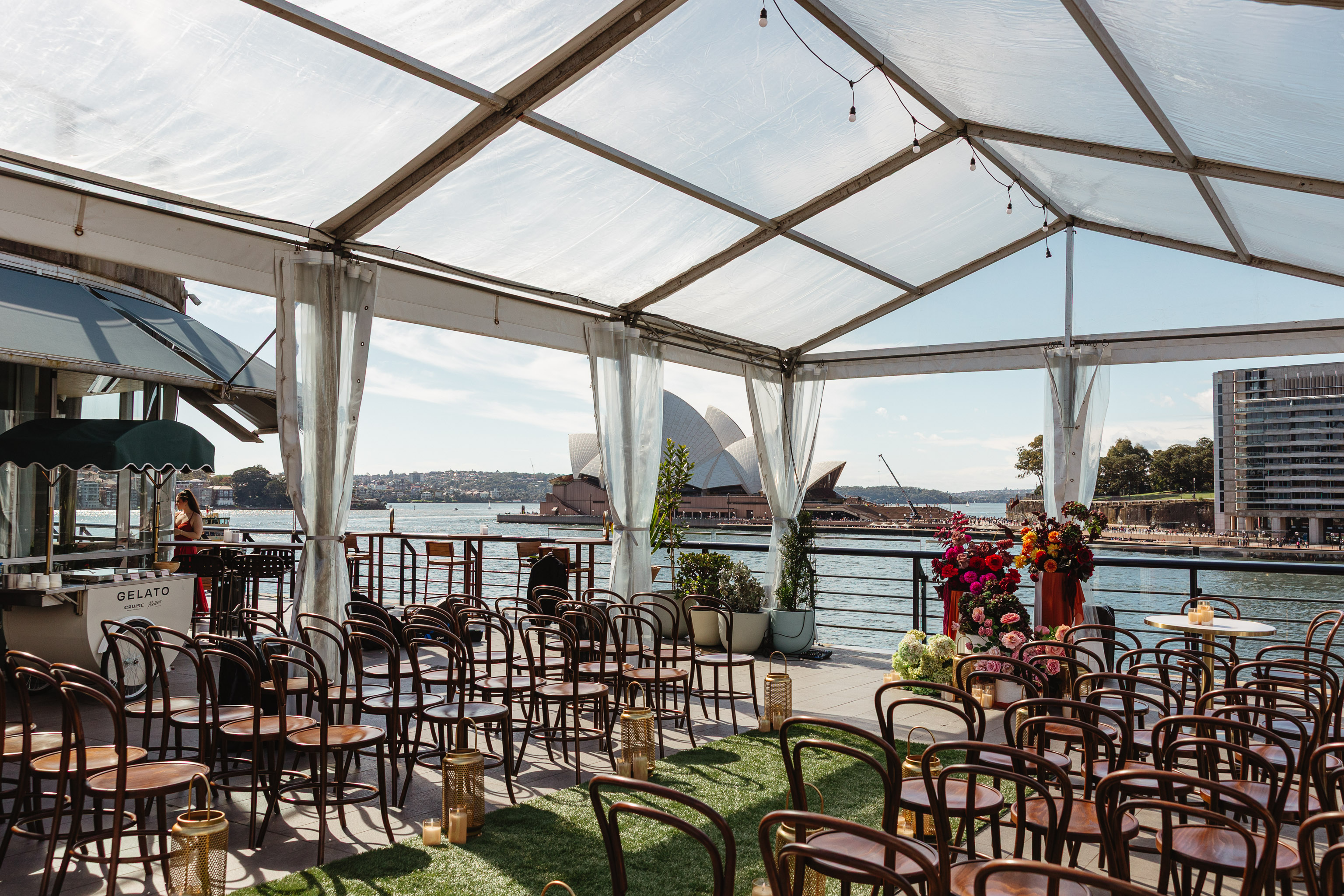 Melba's Rooftop-2475858