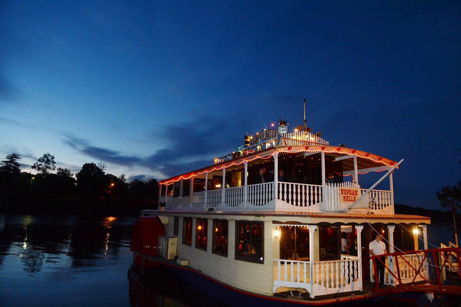 Nepean Belle Paddlewheeler-2155514