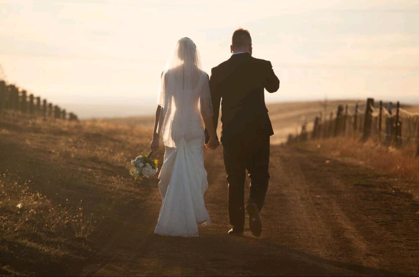 Esilio Wines-2269024