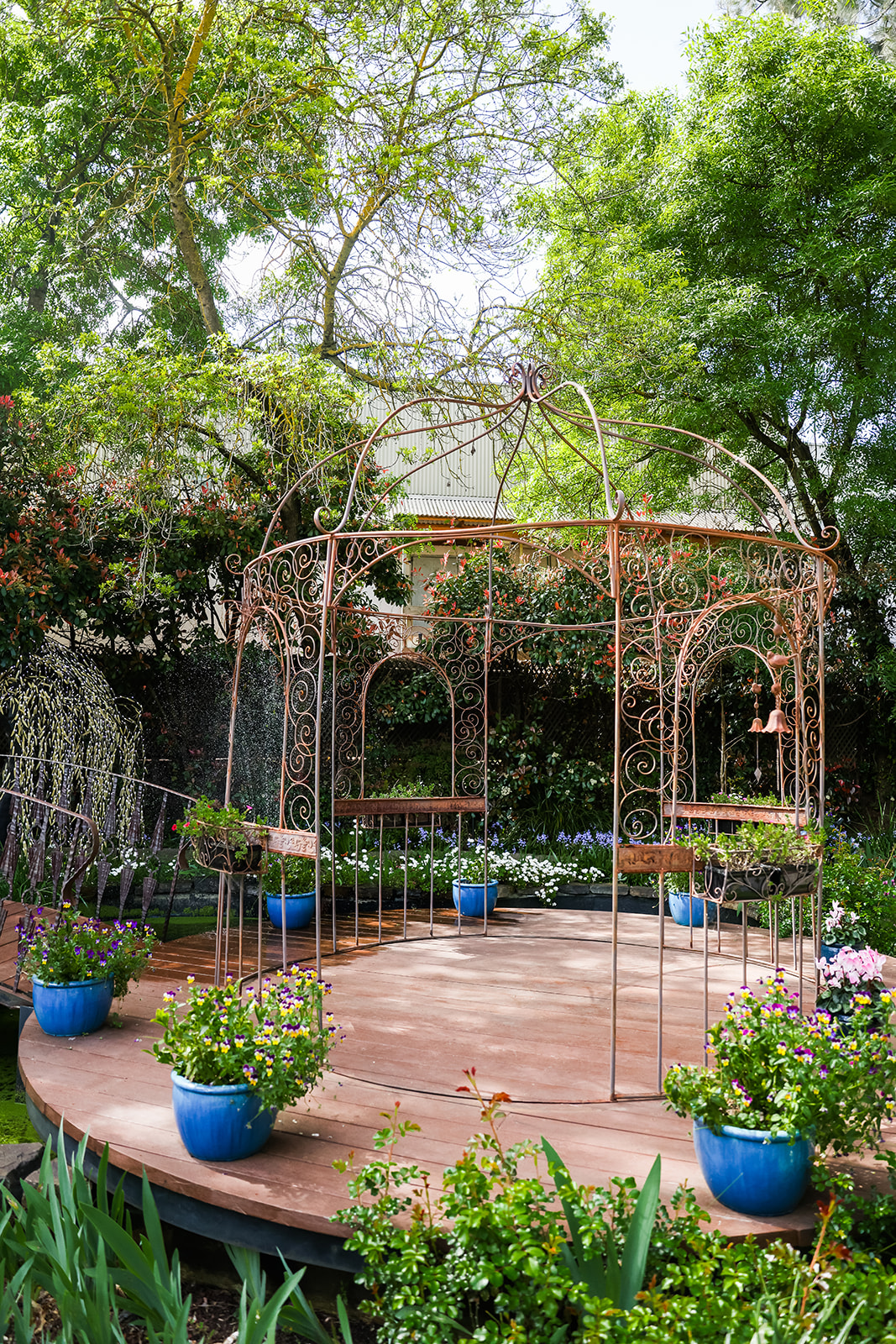 Elizabethan Lodge-2220700