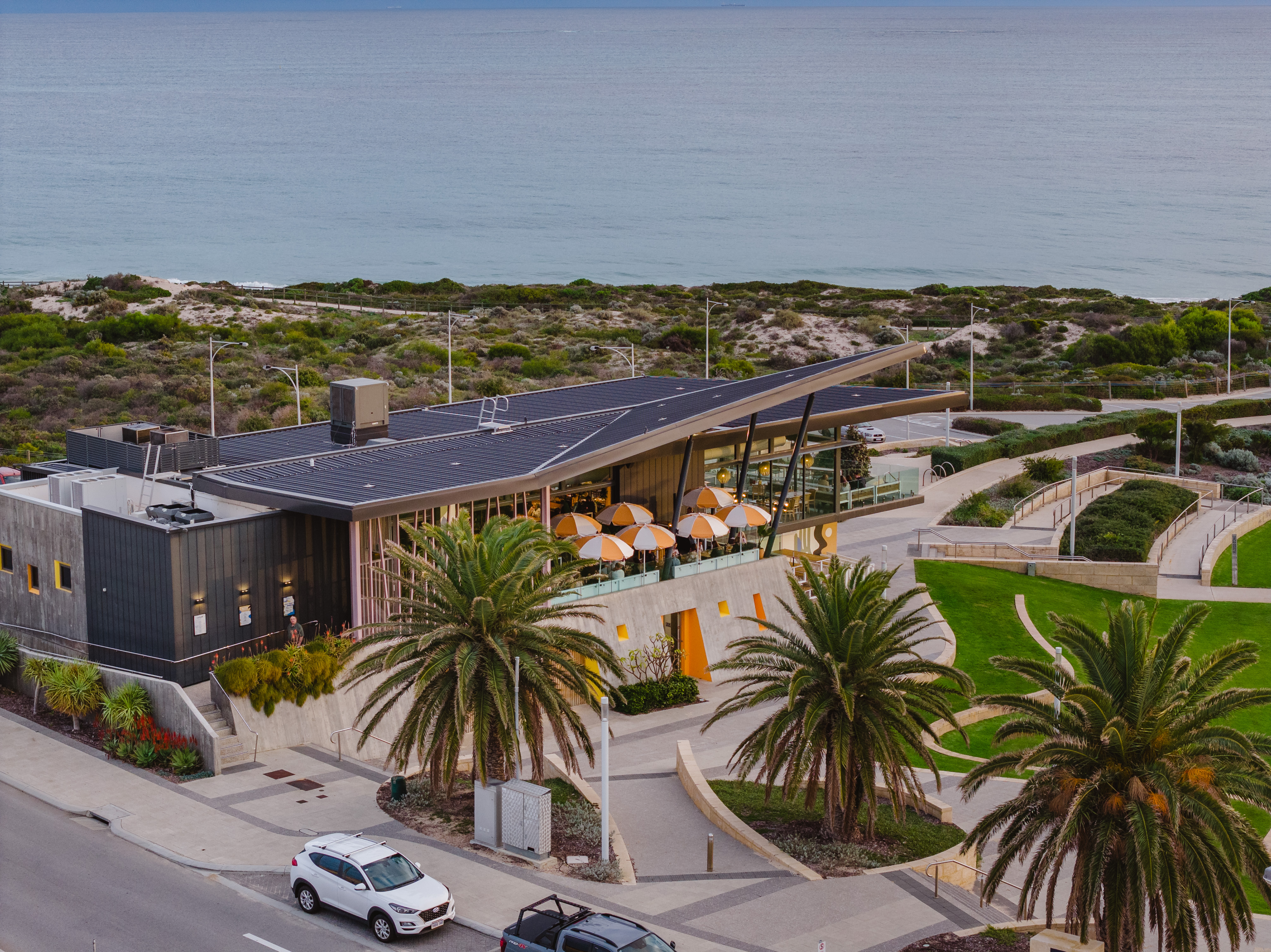 The Beach House-2461616