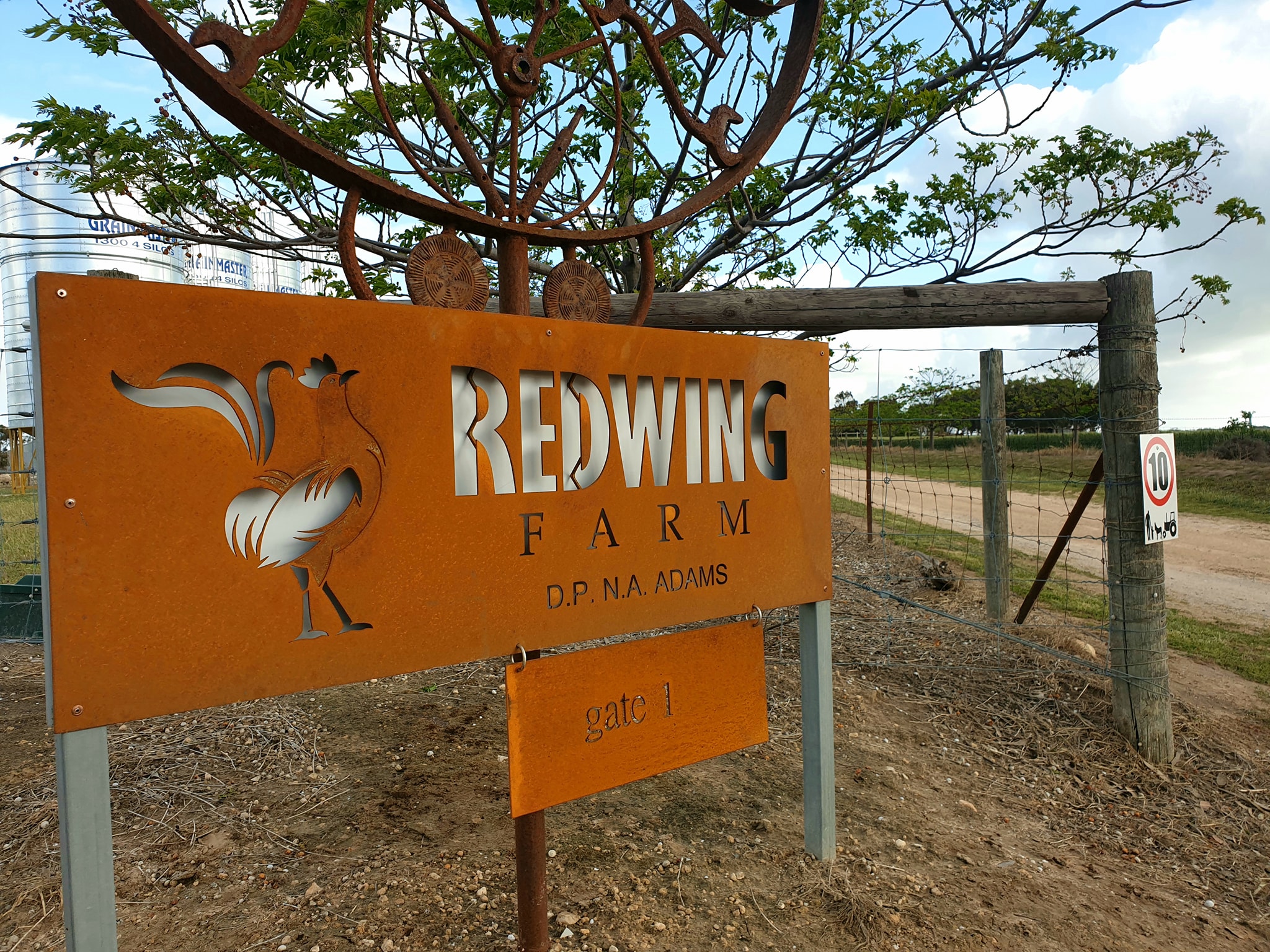 Redwing Farm-2230534