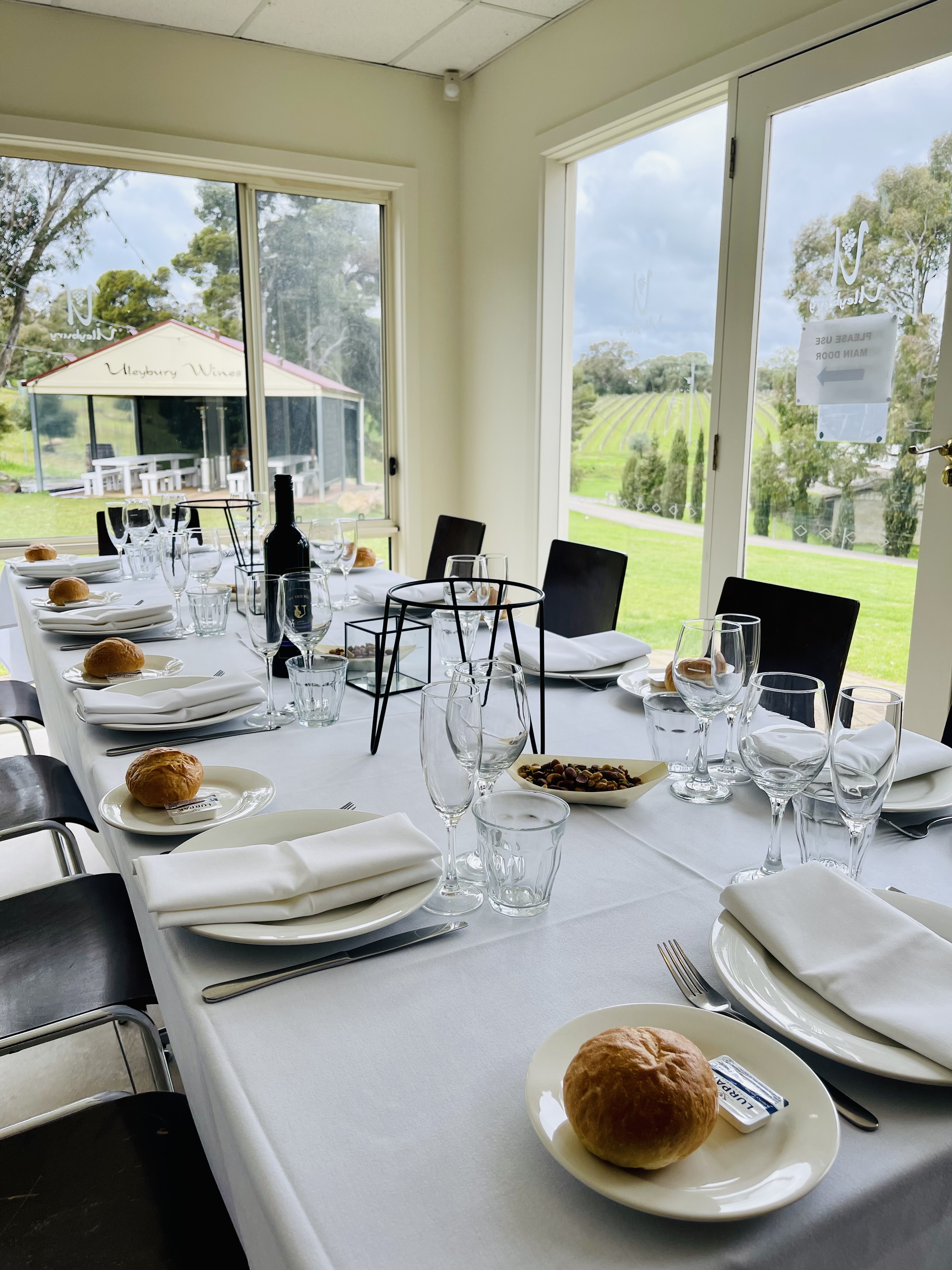 Esilio Wines-2269034