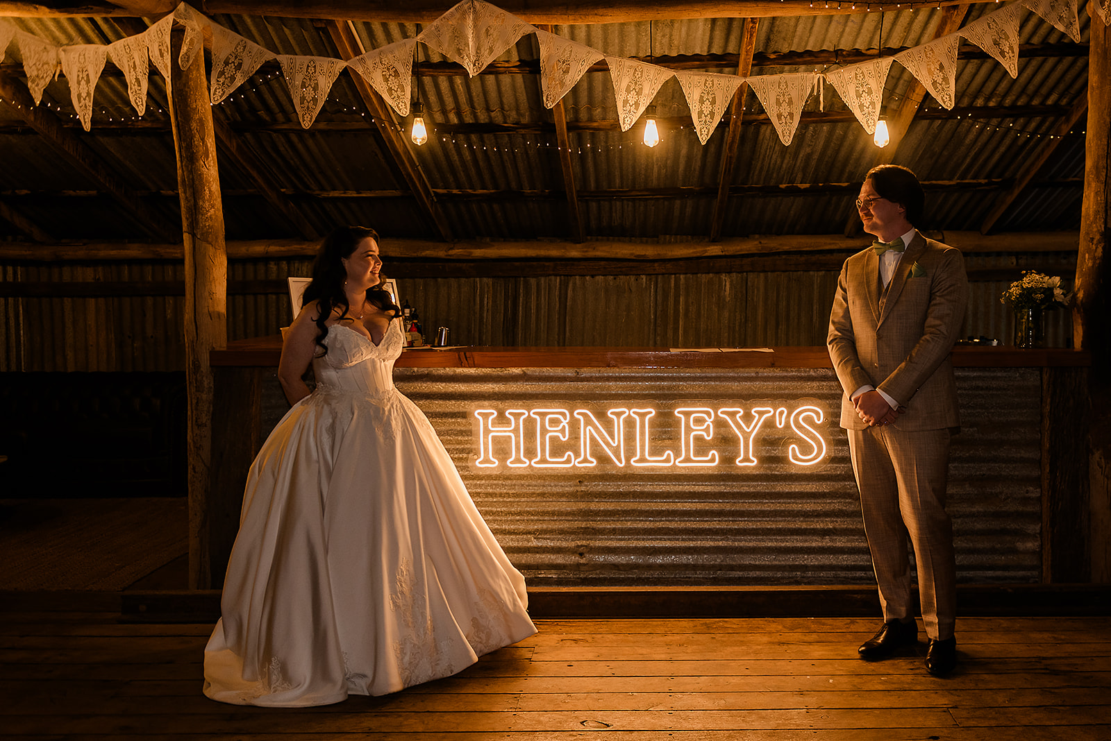 Henley's Wine Bar & Kitchen-2511438