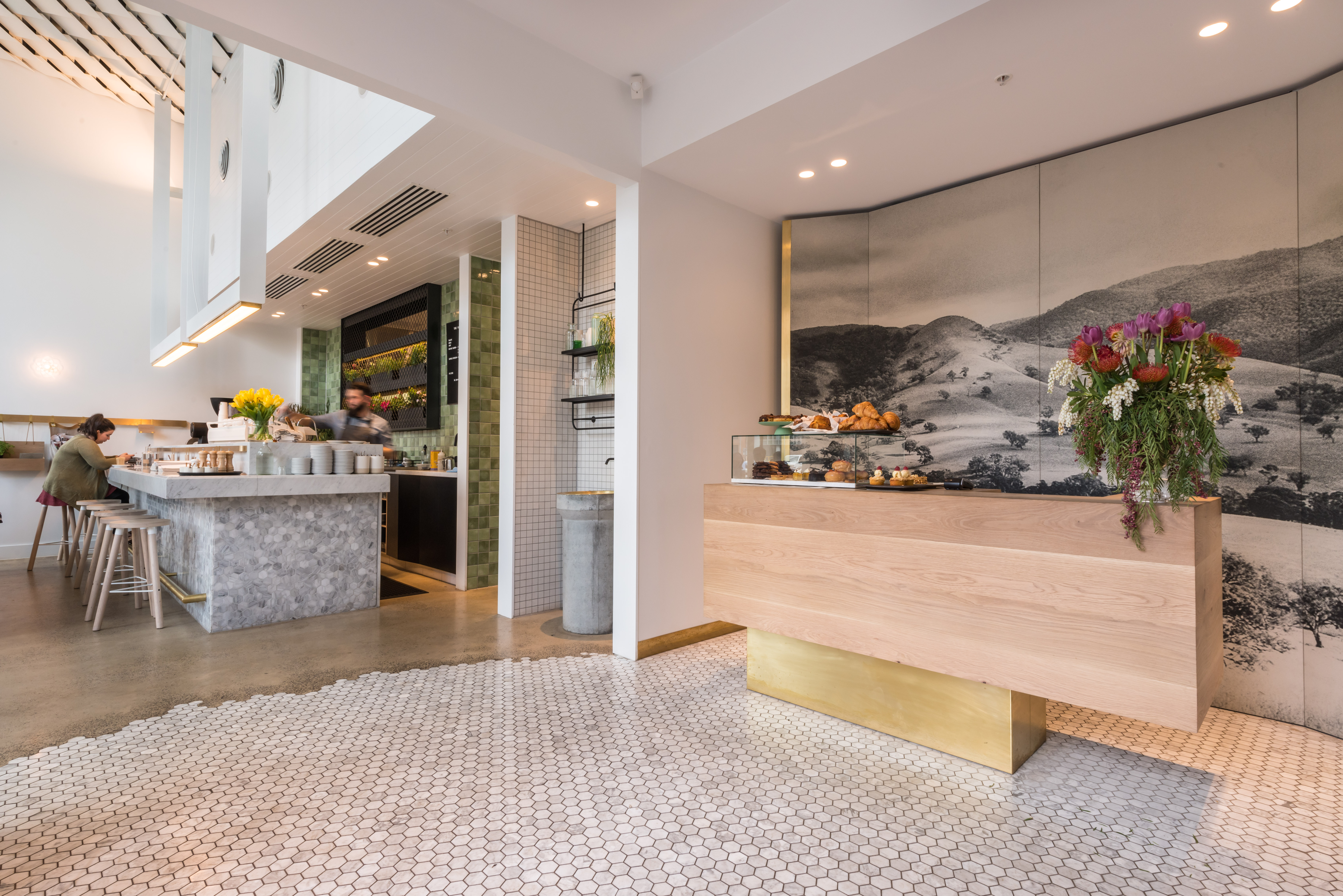 The Kettle Black-2274941