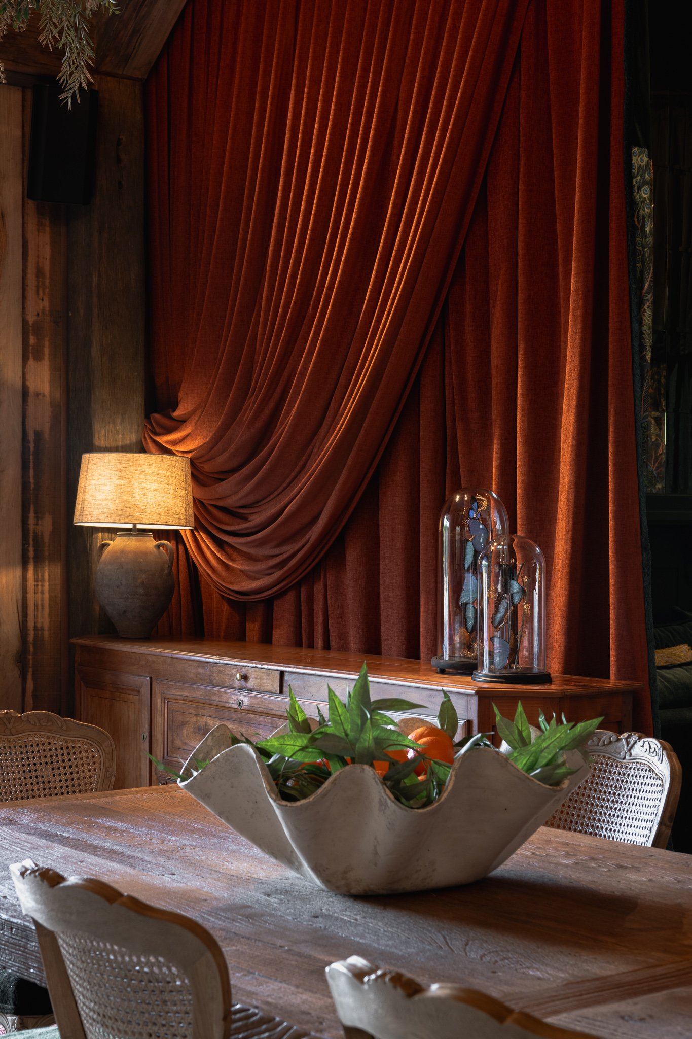 Saddles Mount White-2439942