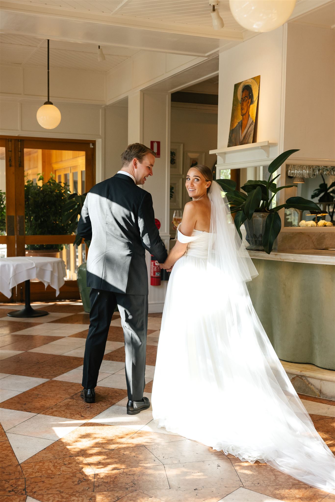 Bert's Bar & Brasserie-2419757