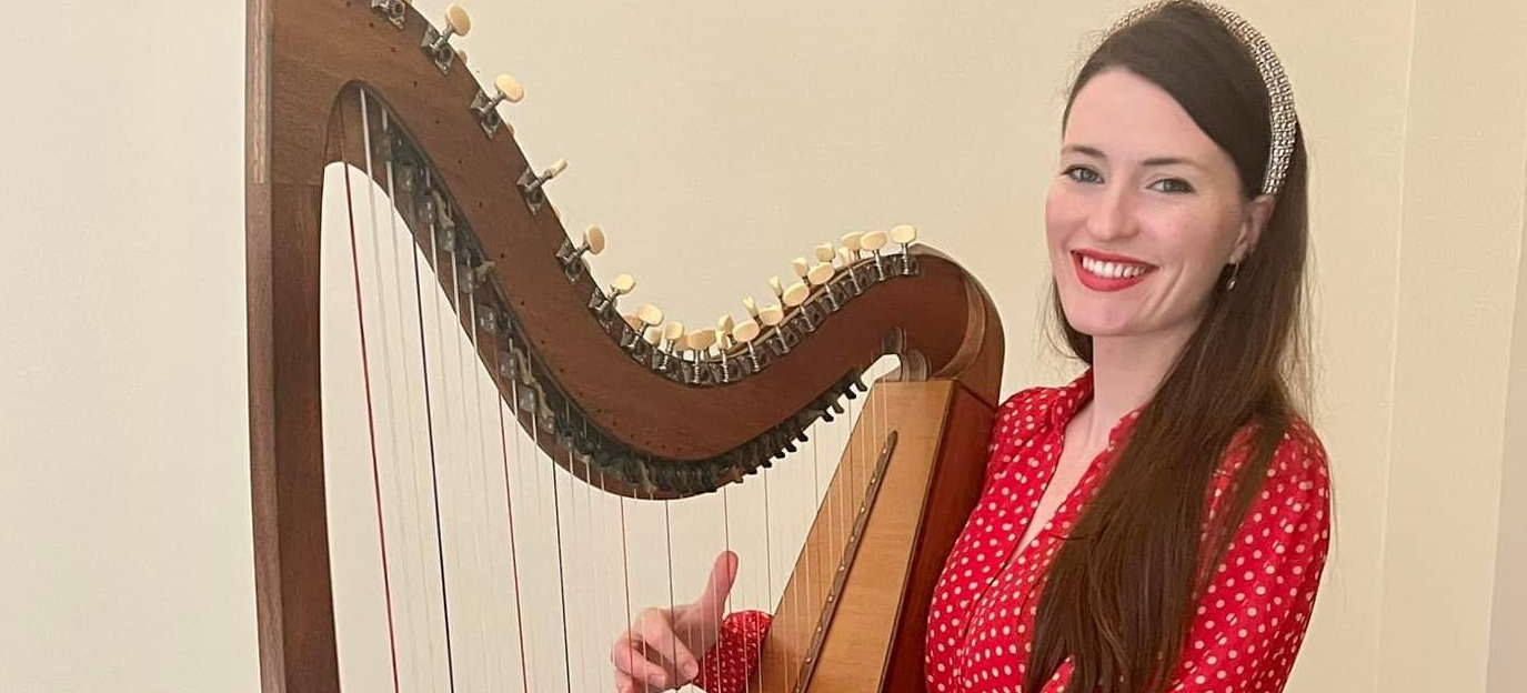 Alana Conway Wedding Singer & Harpist