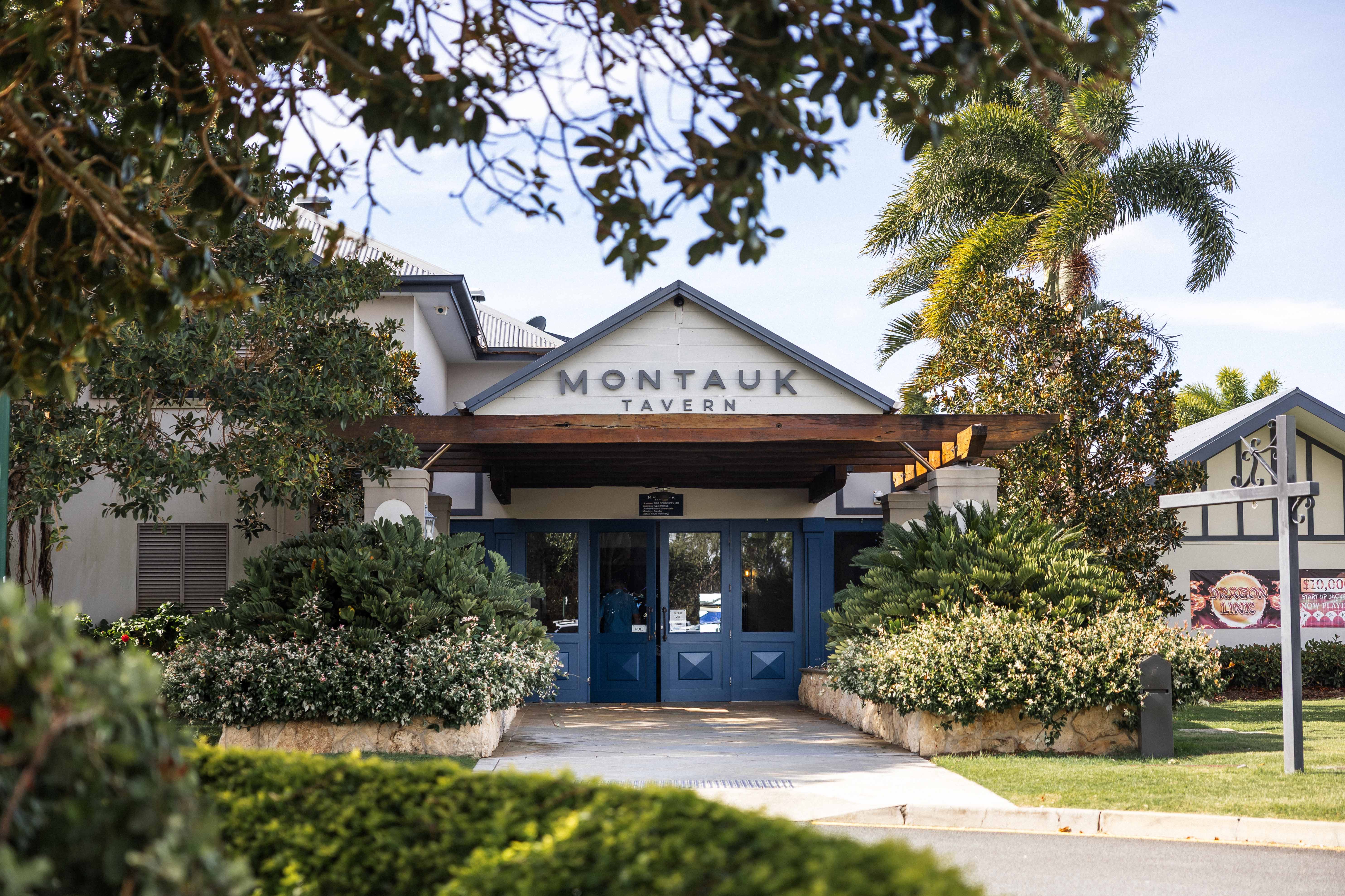 Montauk Tavern