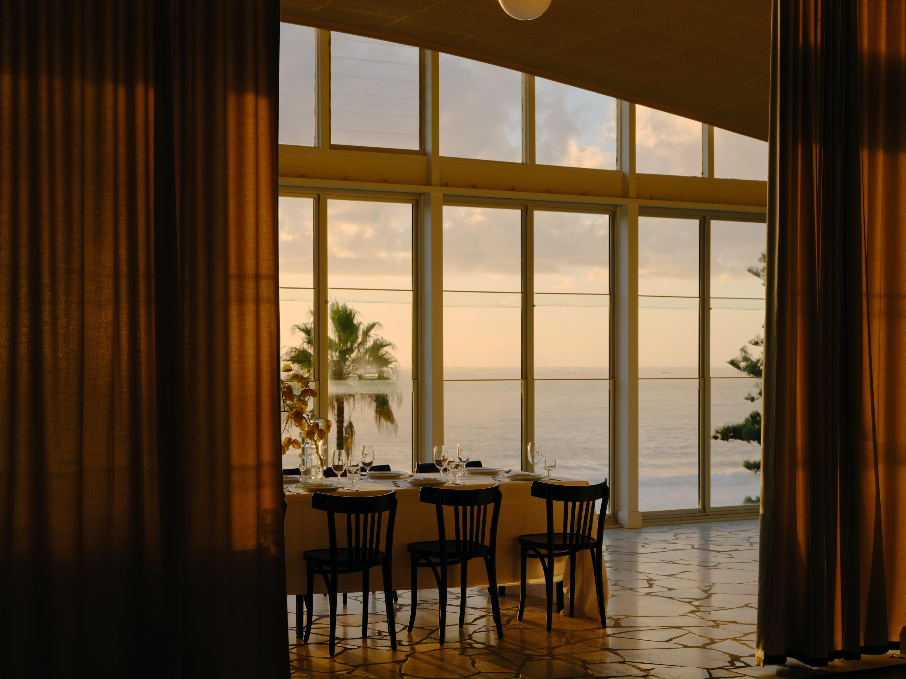 Moby's Whale Beach