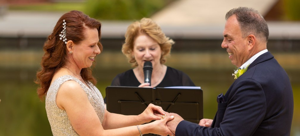 Debra Pedretti Celebrant