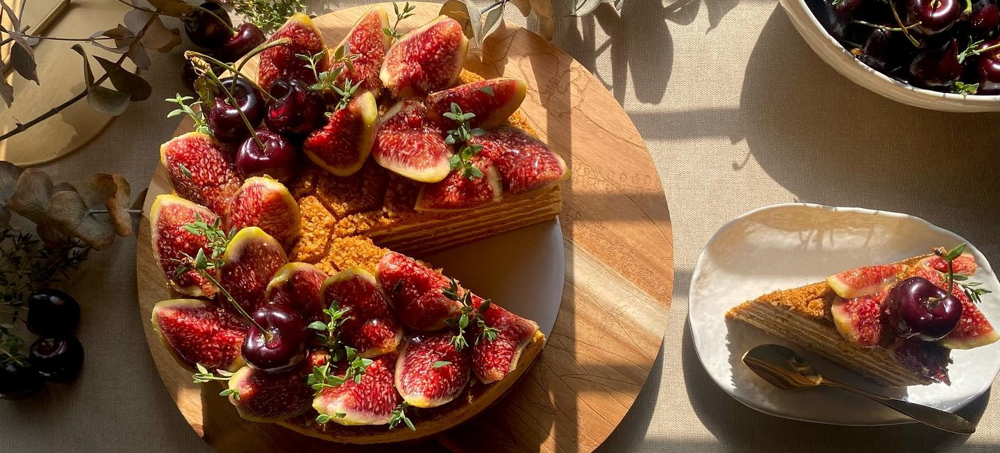 Medovik Honey Cake