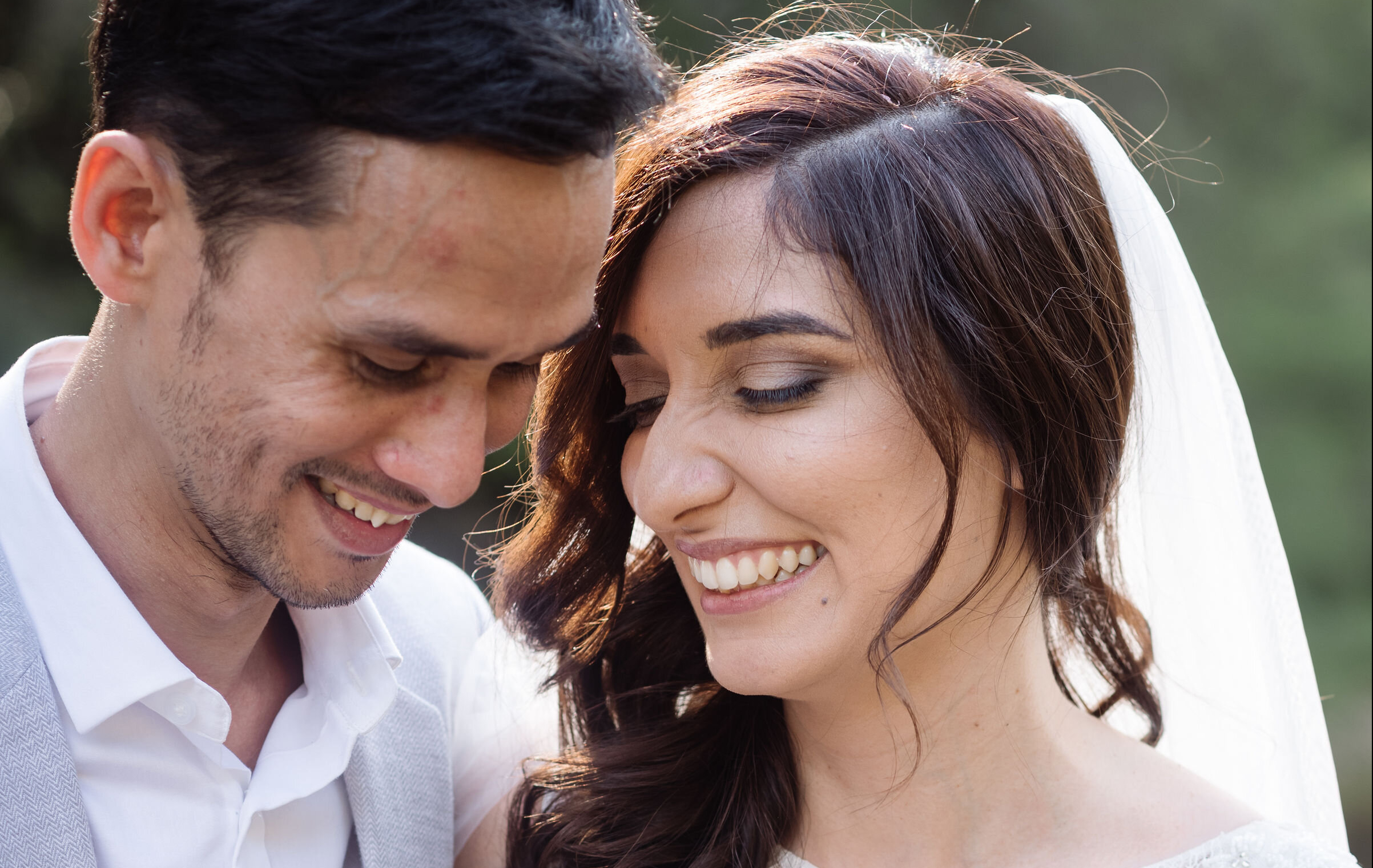 Laura Dhir Makeup & Hairstyling