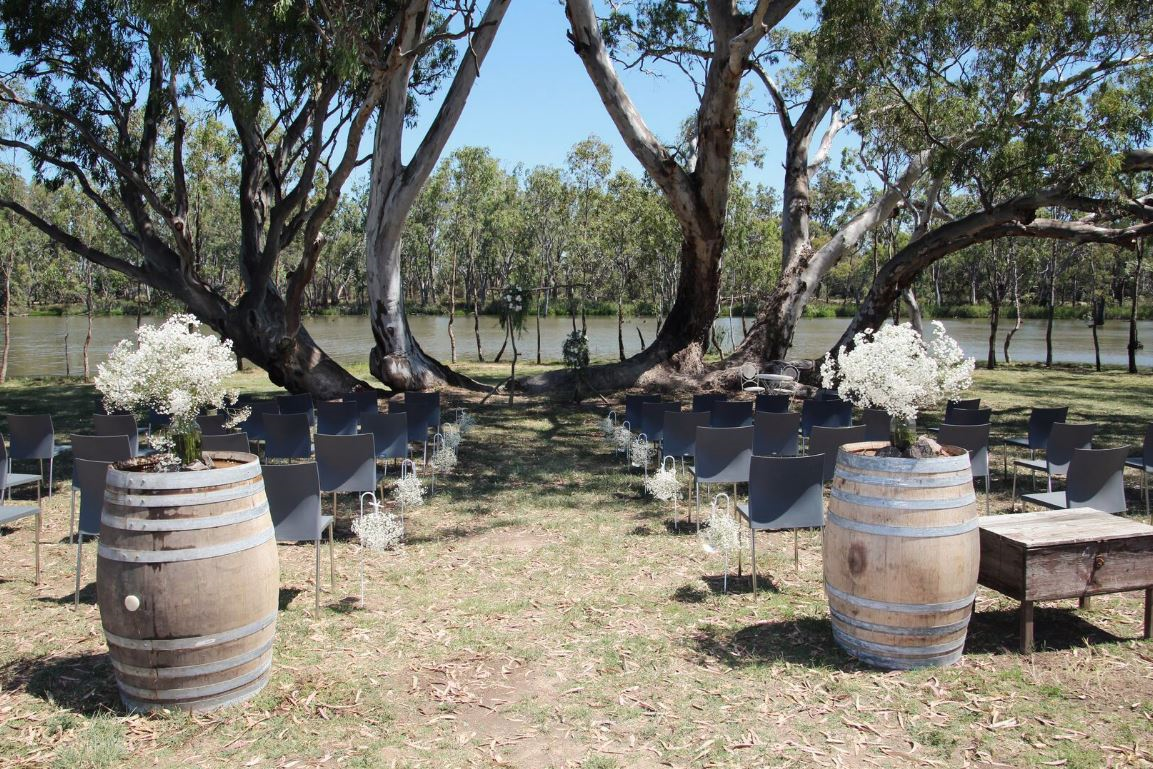 Kirwan's Bridge Estate-932786