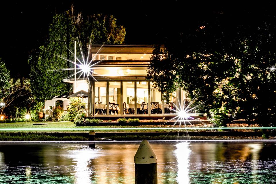 Noosa Waterfront Restaurant & Bar-885735