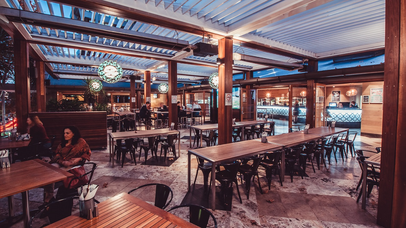 Commodore Hotel-865858