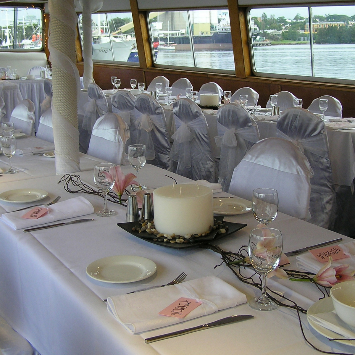 Vagabond Cruises-878198