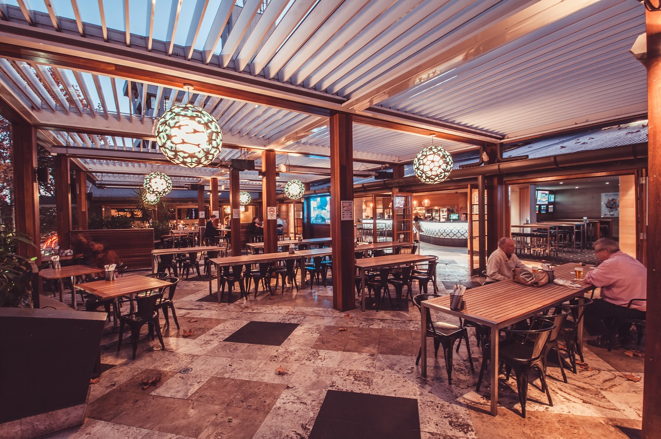 Commodore Hotel-865853