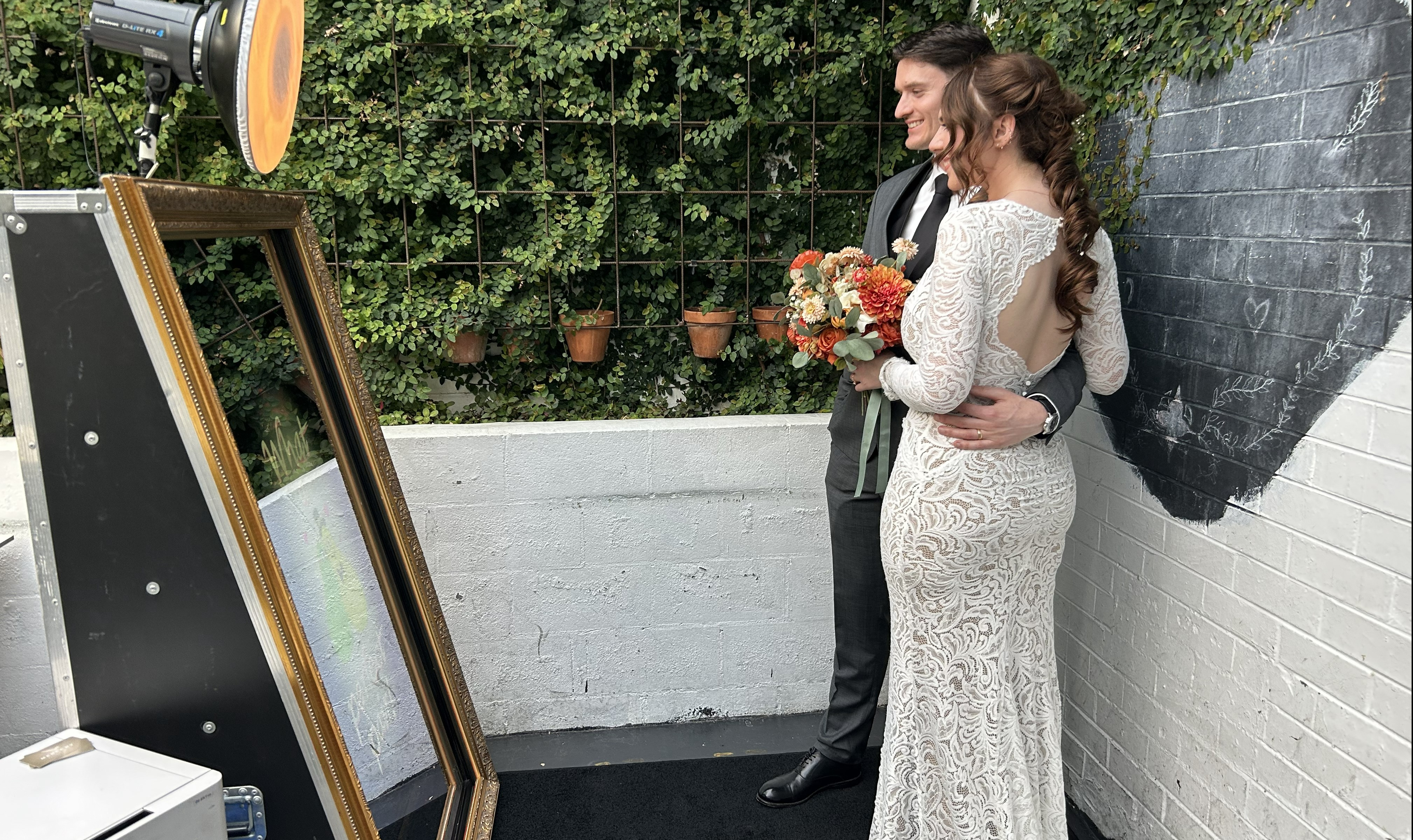 A Thousand Words Photo Booths