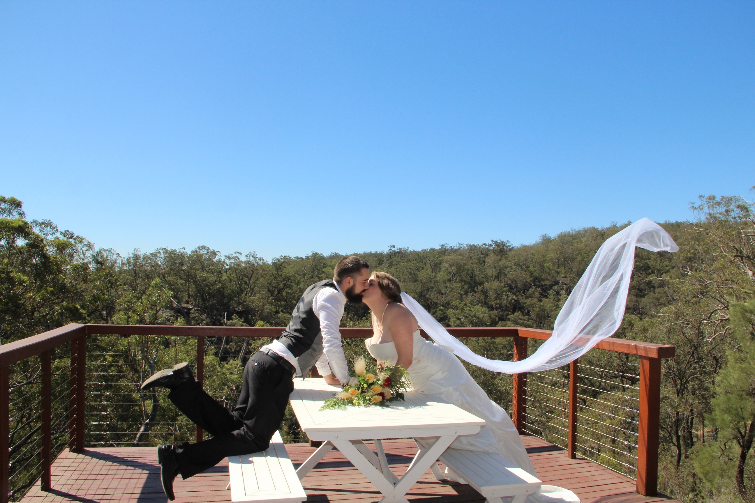 Tweeters Country Getaway-1705977