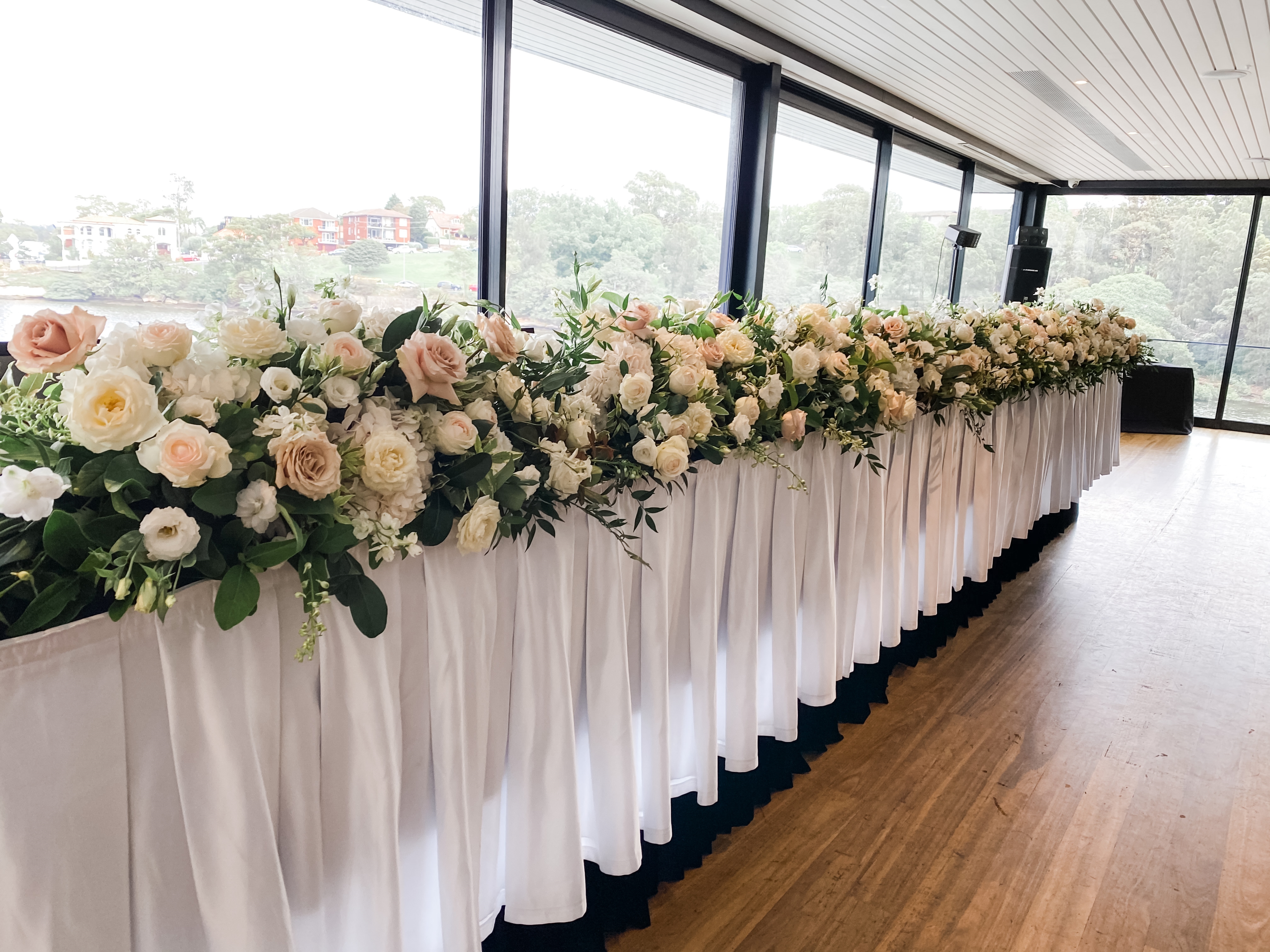 Aqua Luna Waterfront Dining-1913257