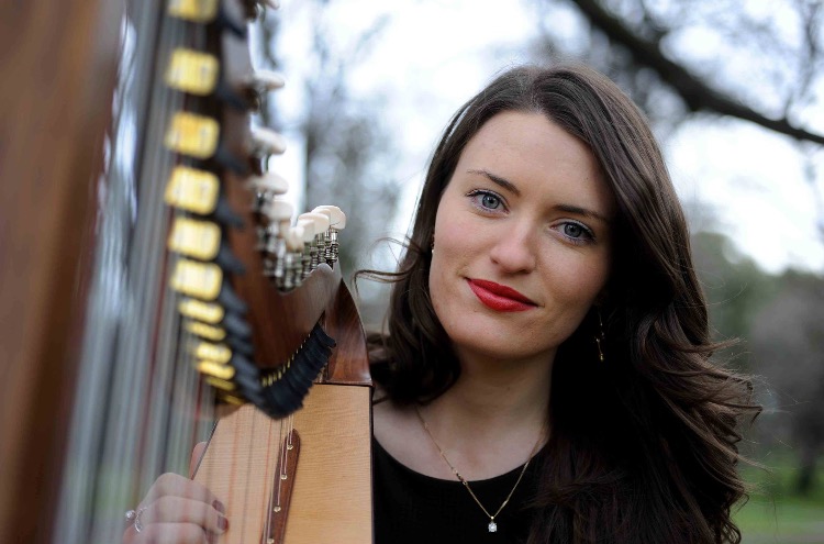 Alana Conway Wedding Singer & Harpist