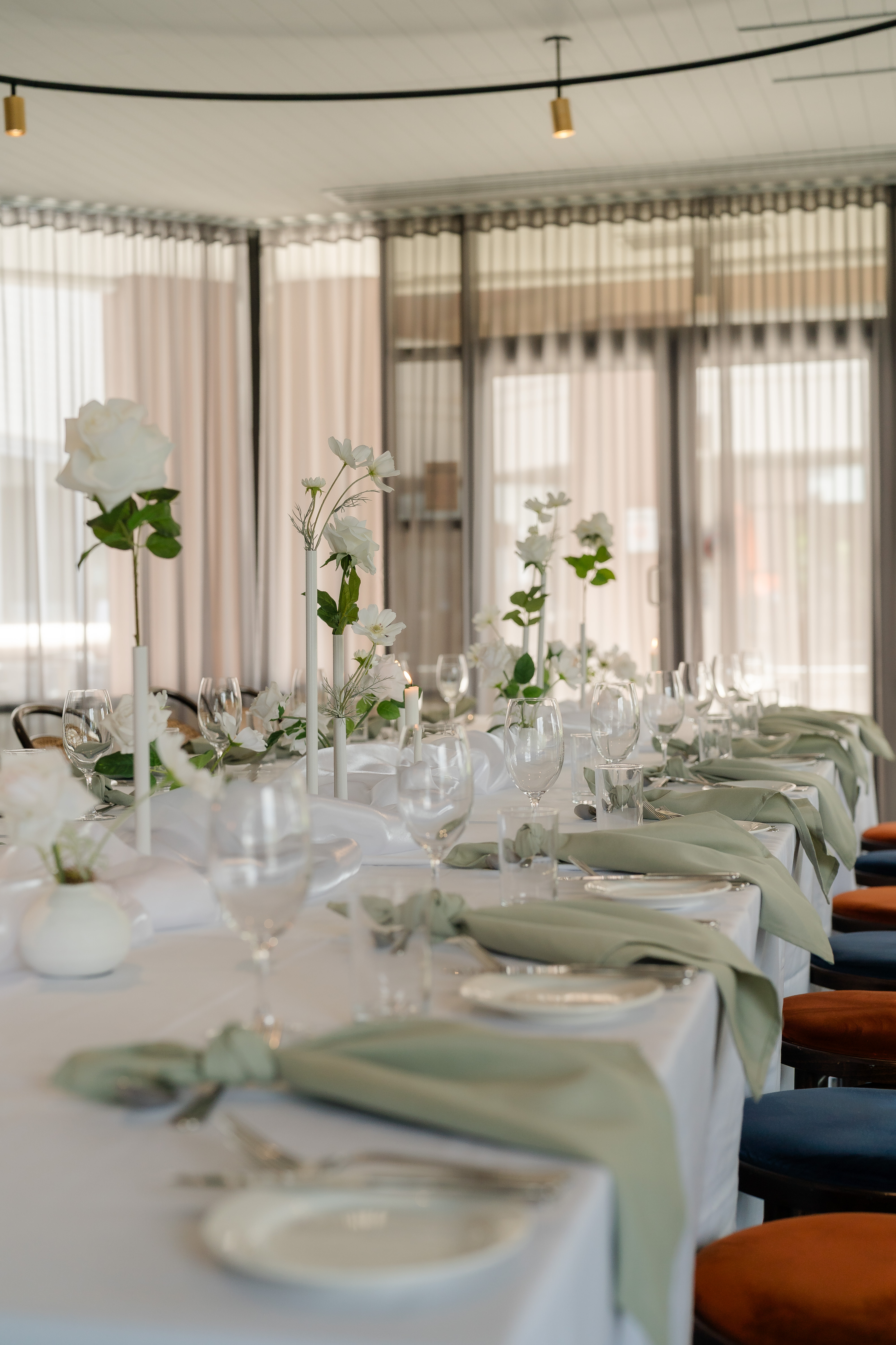 Amora Herencia Riverwalk Melbourne-2494710