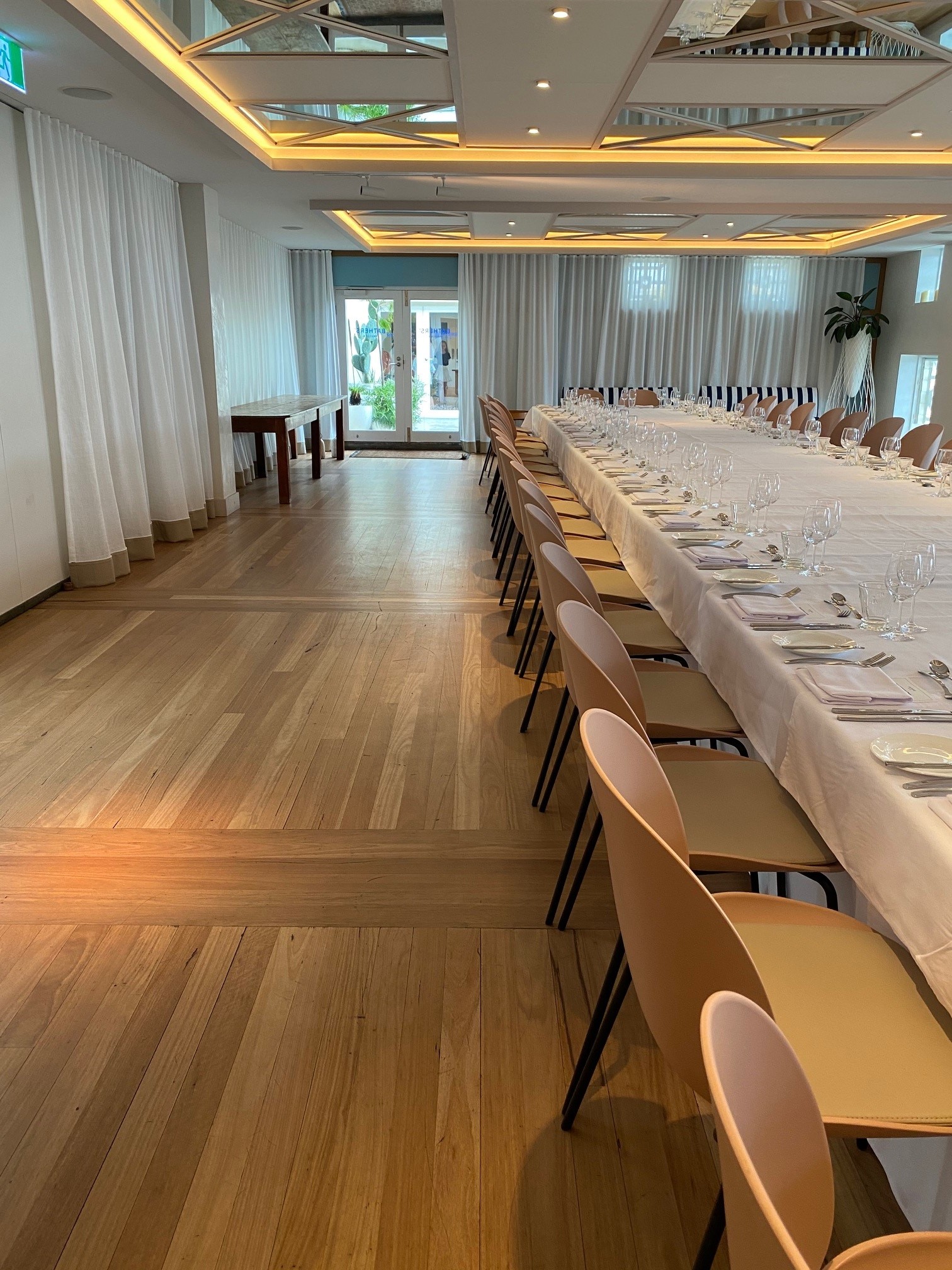 Bathers' Pavilion-2499037