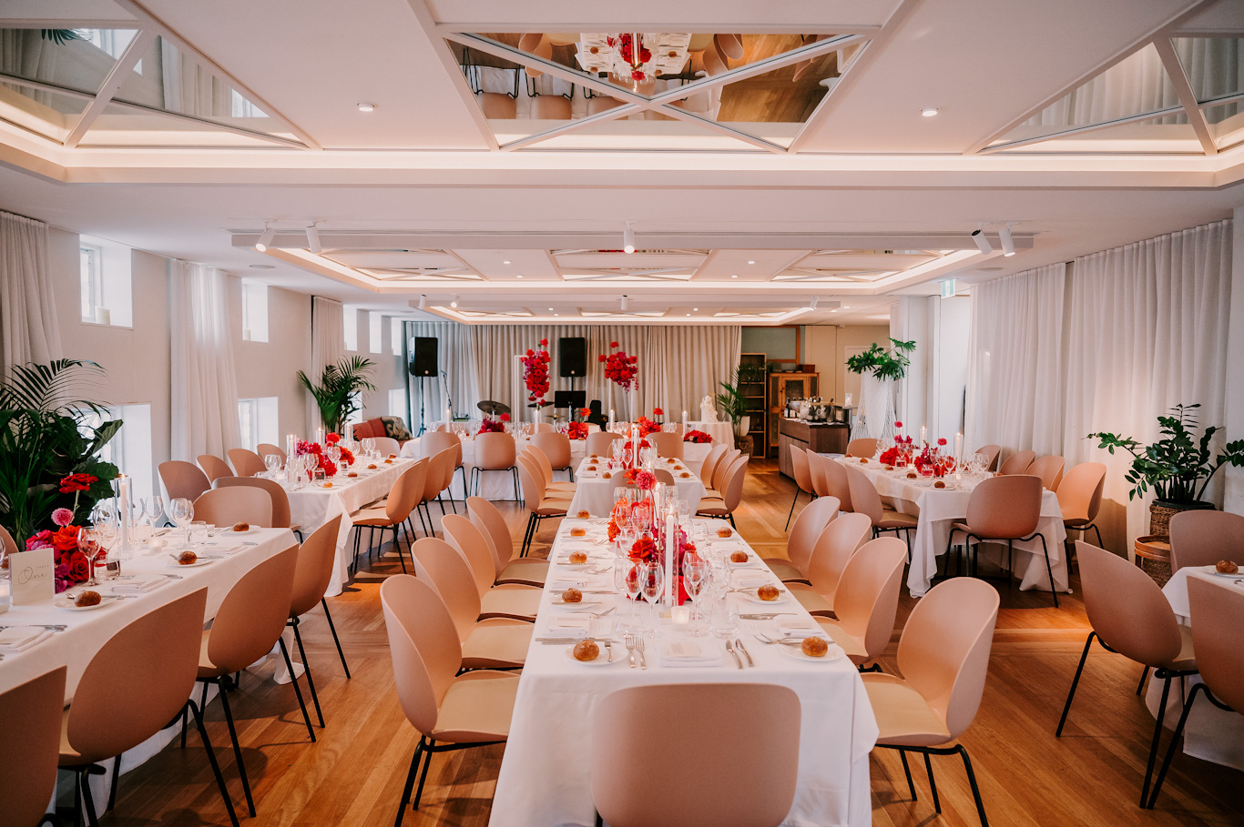 Bathers' Pavilion-2499040